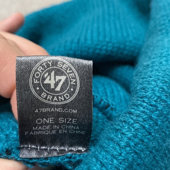 ‘47 Seattle Mariners Pom Pom Beanie - Picture 2 of 3